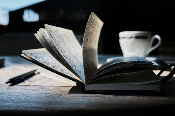 How to get noticed by design leads on LinkedIn